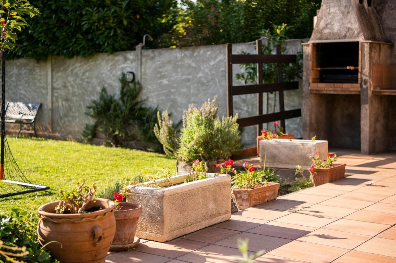 Casa Rural, Can Cirera Serinya Exterior foto
