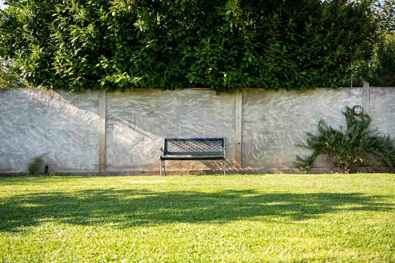 Casa Rural, Can Cirera Serinya Exterior foto